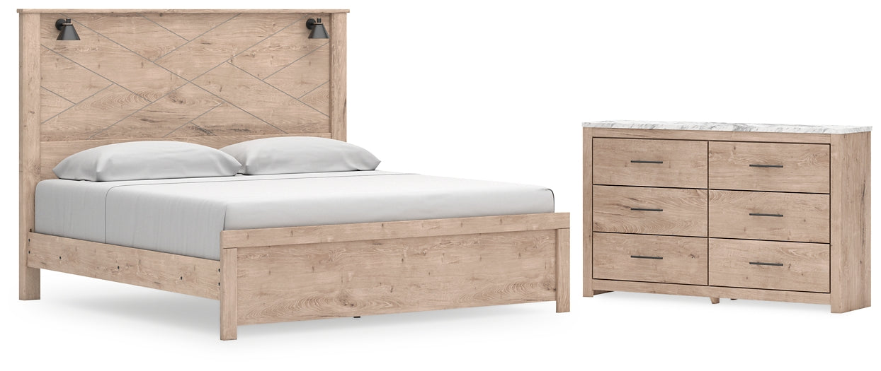 Senniberg King Panel Bed with Dresser