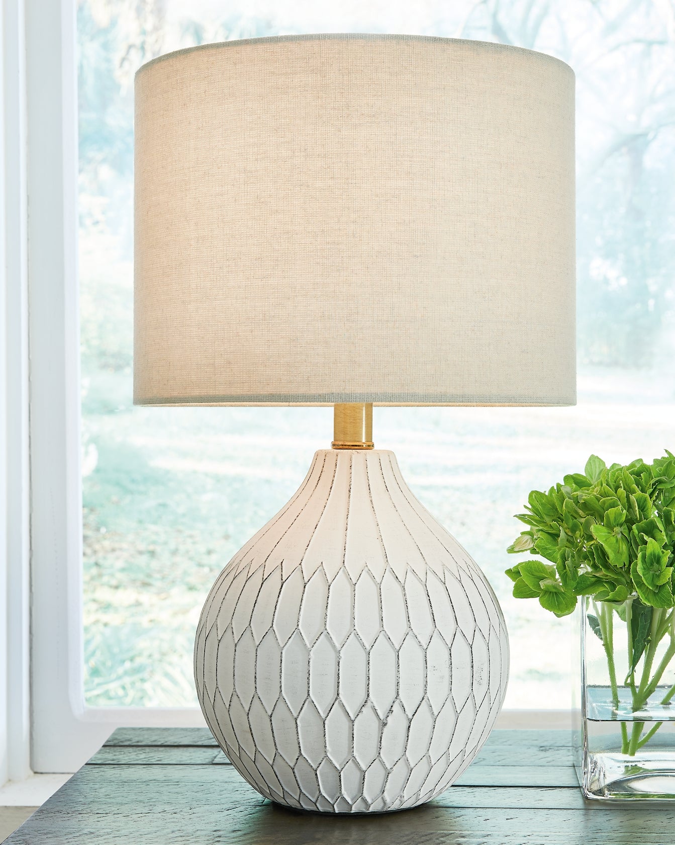 Ashley Express - Wardmont Ceramic Table Lamp (1/CN)