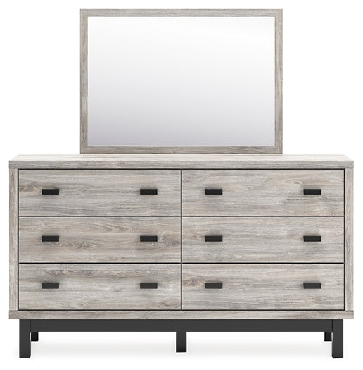 Vessalli King Panel Headboard with Mirrored Dresser and 2 Nightstands