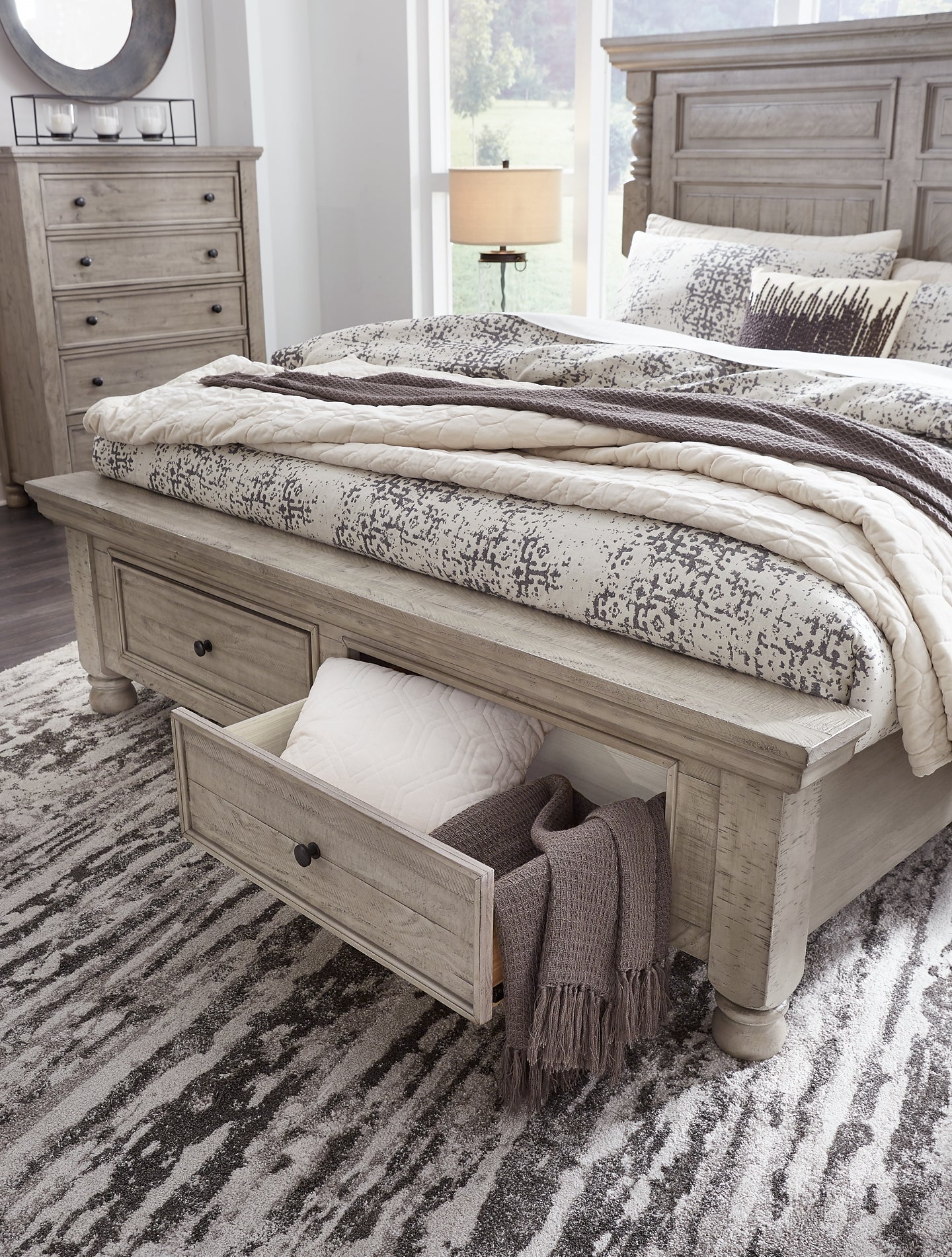 Harrastone King Panel Bed with Mirrored Dresser, Chest and Nightstand