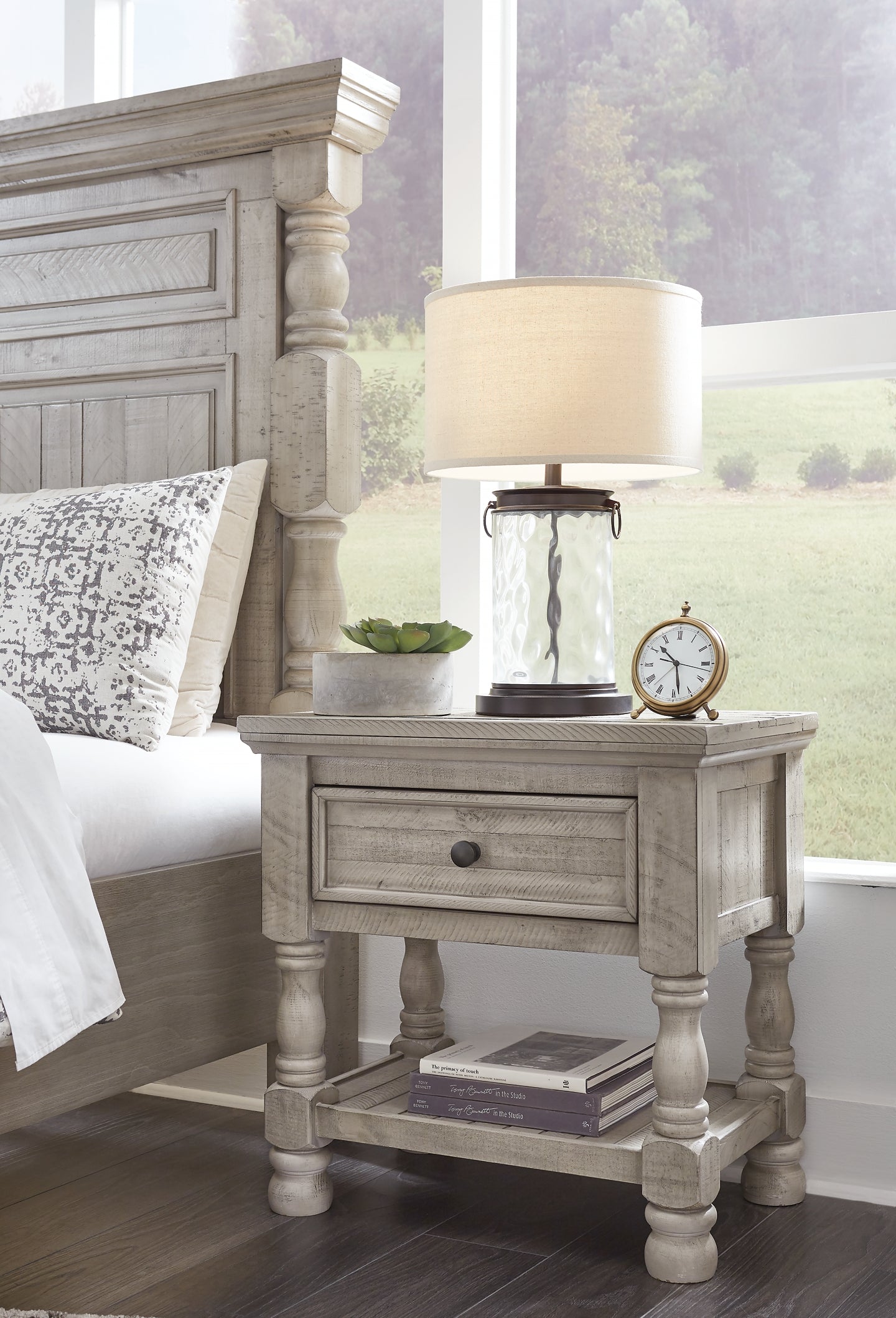 Harrastone Queen Panel Bed with Mirrored Dresser, Chest and Nightstand